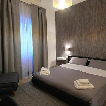 Palazzo Garibaldi 3* Bari